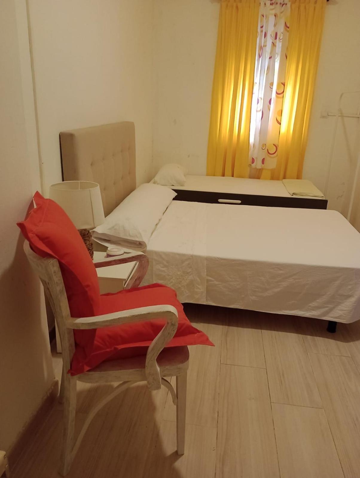 Aurora Room With Private Bathroom Alicante Luaran gambar