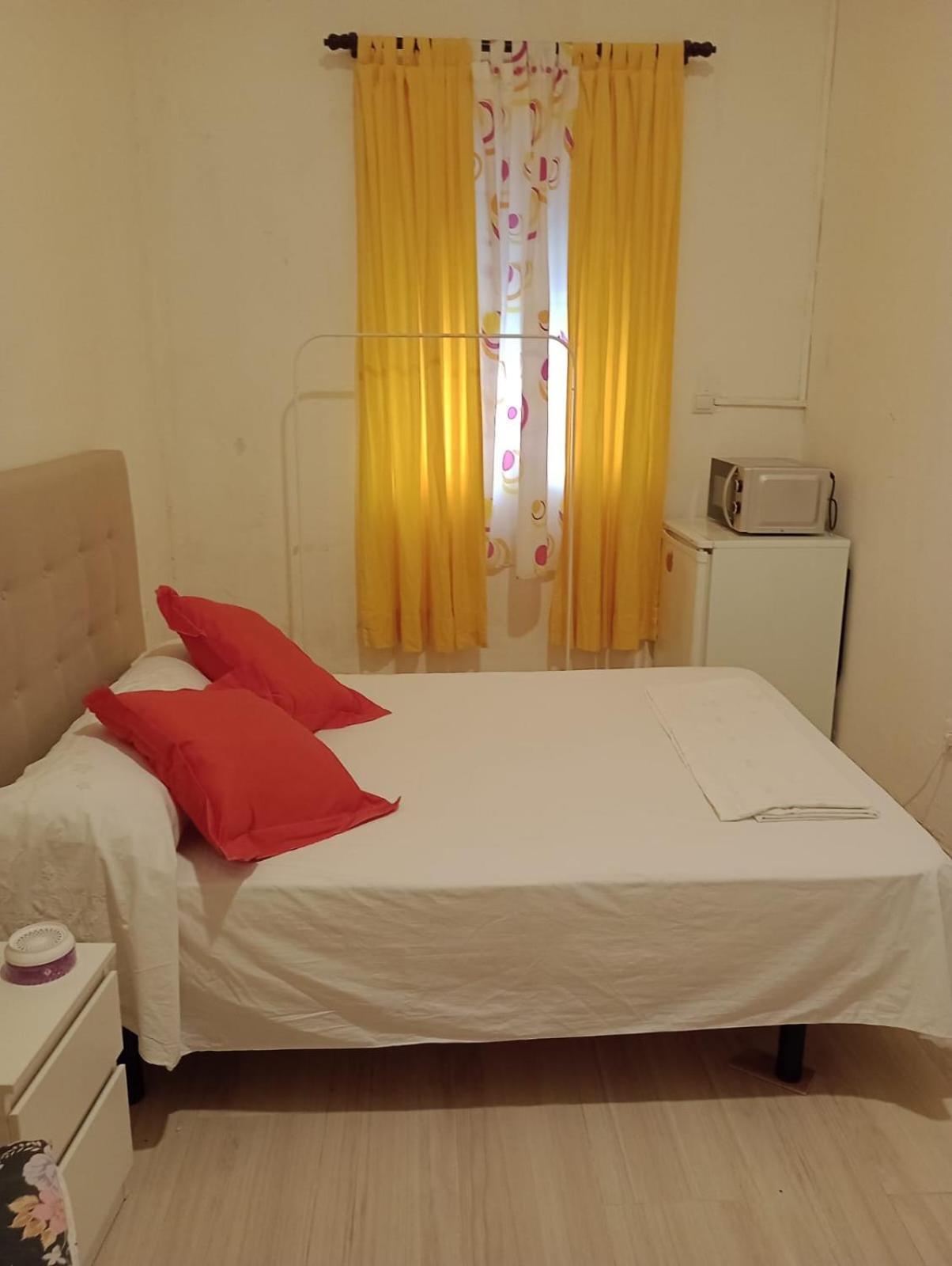 Aurora Room With Private Bathroom Alicante Luaran gambar